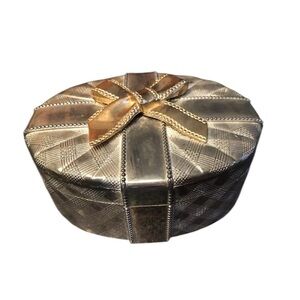 BRAND NEW IN PACKAGING Silver Plated Jewelry Box